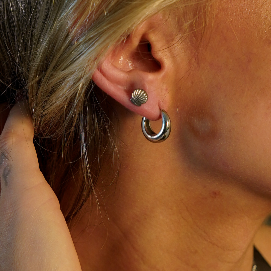 Luna Huggie Hoop Earrings - Silver (S/M/L)