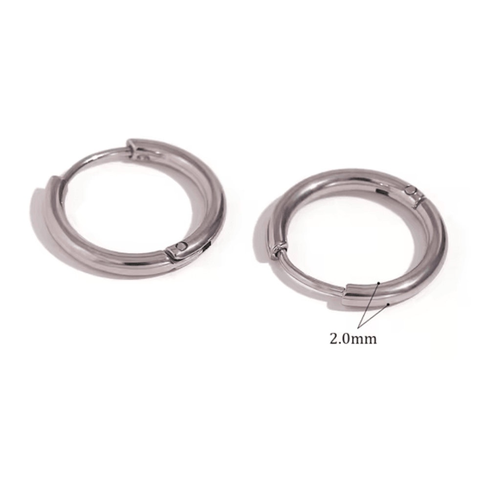 Everyday Classic Huggie Hoop Earring - 16mm