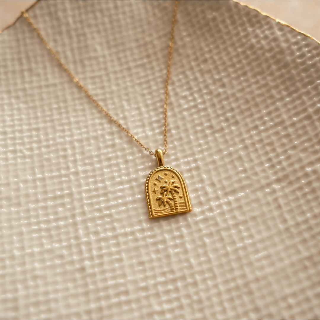 Castaway Pendant Necklace